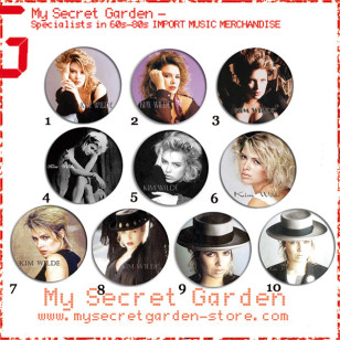 Kim Wilde - 80's Portrait Pinback Button Badge Set 1a or 1b ( or Hair Ties / 4.4 cm Badge / Magnet / Keychain Set )